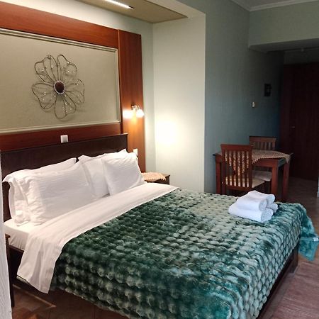 Xenonas Arxontiko Apartment กาโต ลูตรากี ภายนอก รูปภาพ